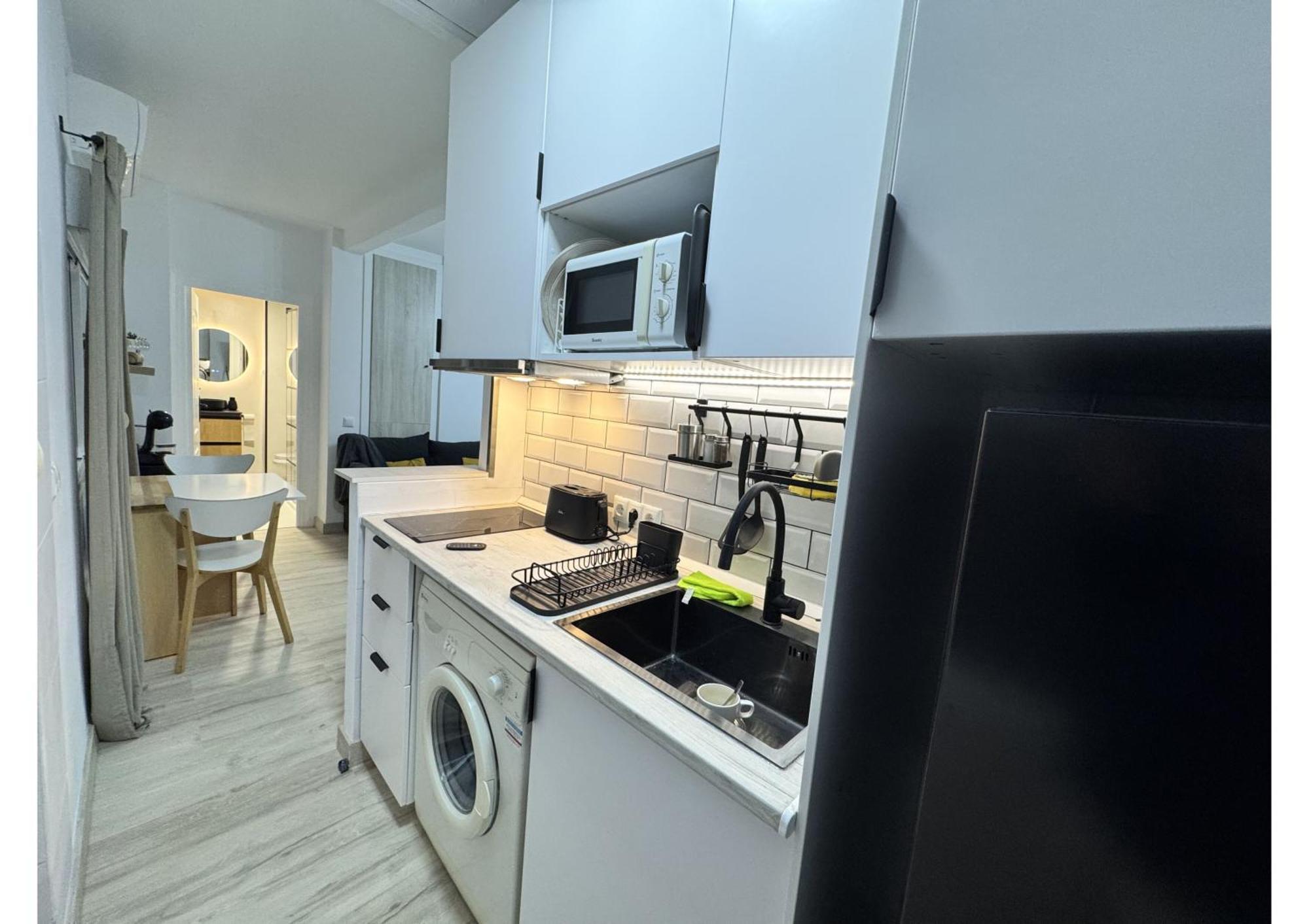 Beachfront Studio ,The View Calahonda, Panoramic Sea Views Ситио-де-Калаонда Экстерьер фото