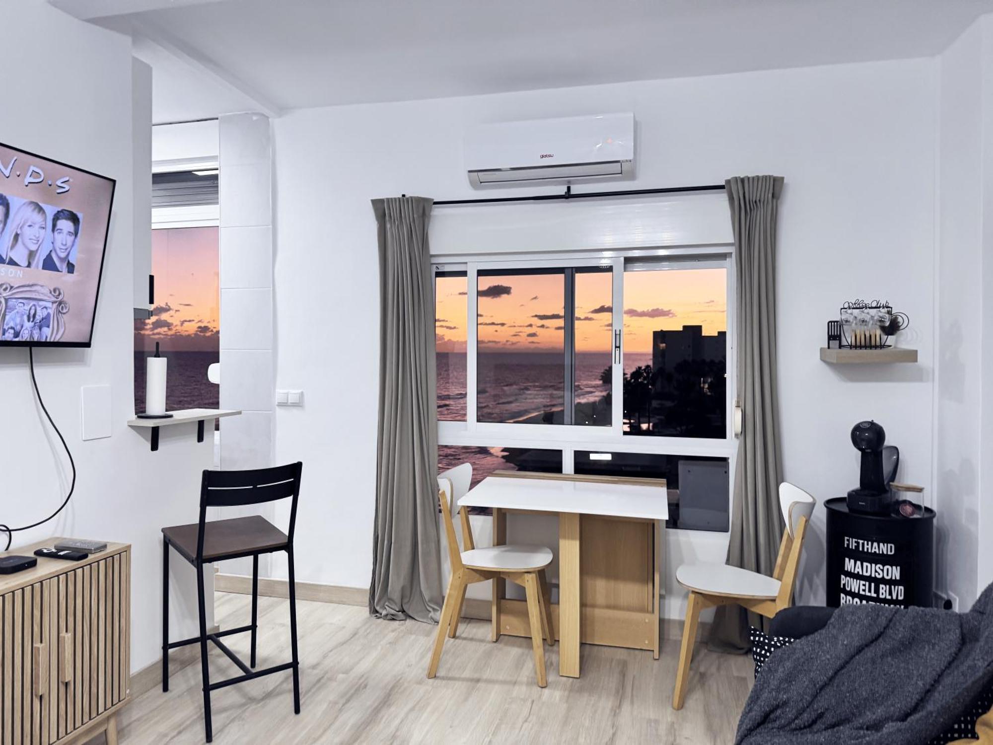 Beachfront Studio ,The View Calahonda, Panoramic Sea Views Ситио-де-Калаонда Экстерьер фото